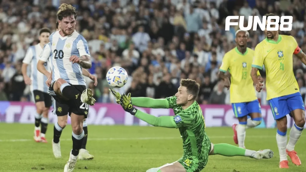 Argentina vươn lên áp đảo Brazil với chiến thắng 4-1